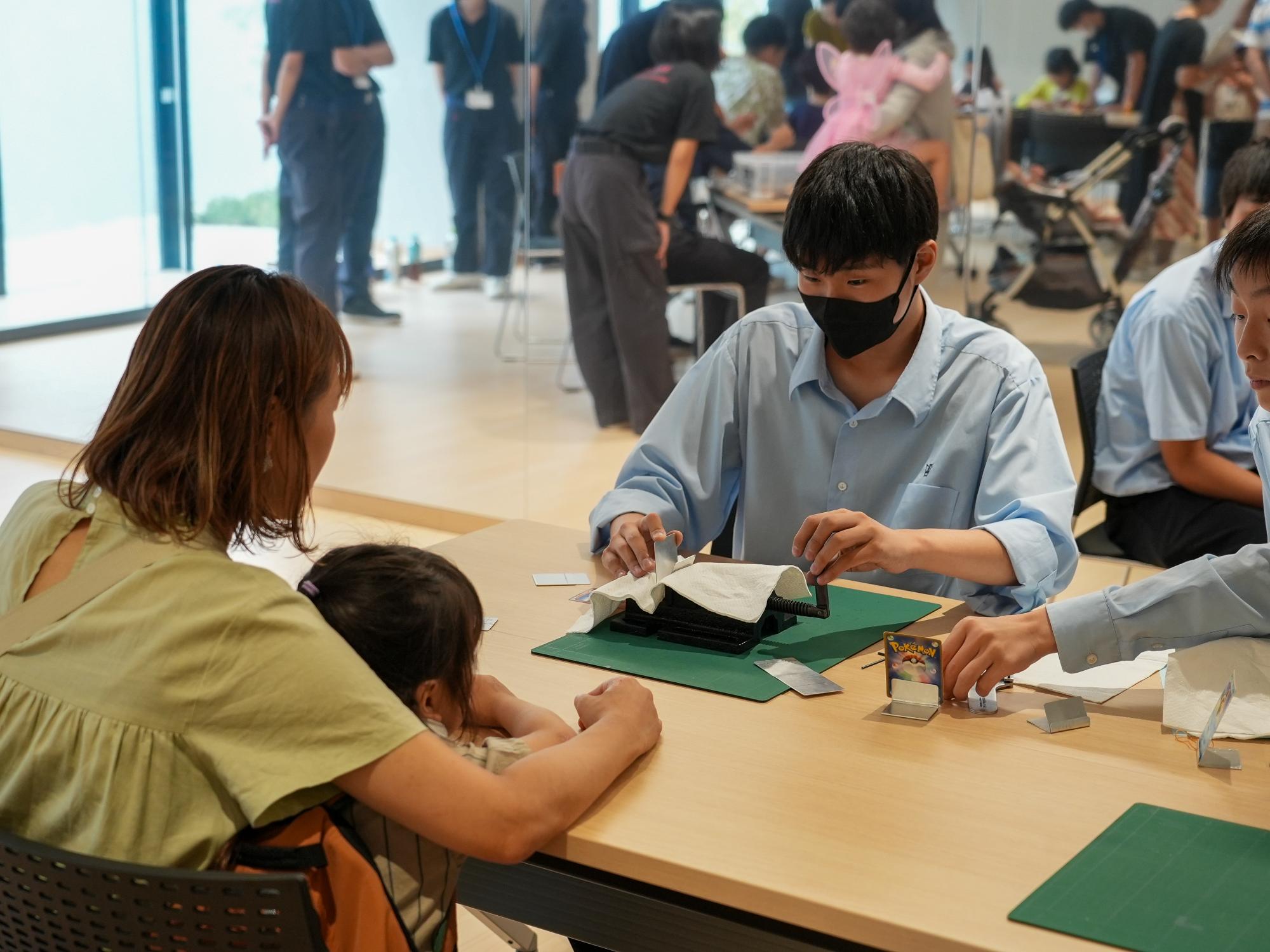 中津川工業高校のブースの様子