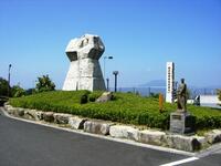 平和記念コーナーのモニュメント