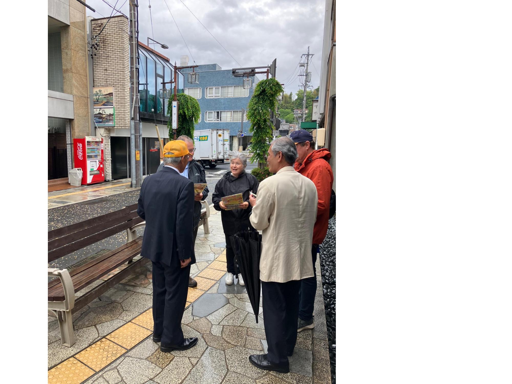 街角セーフティ啓発中