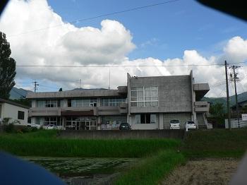 阿木事務所施設の外観図