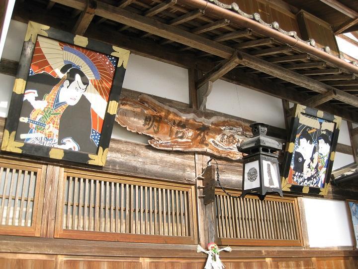 かしも明治座入口の写真