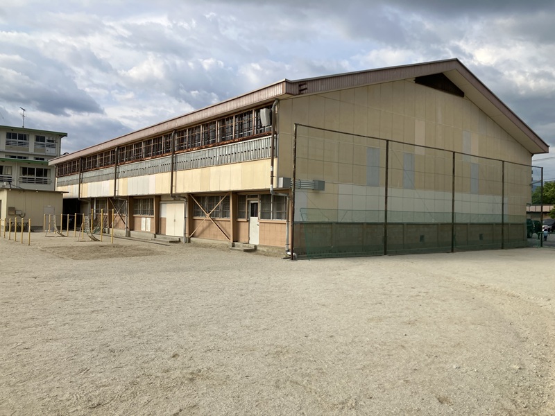 学校開放施設(西小学校体育館)