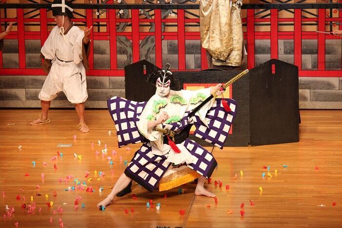 bunka_R21209_kabuki.jpg