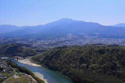 苗木城跡から望む市街地