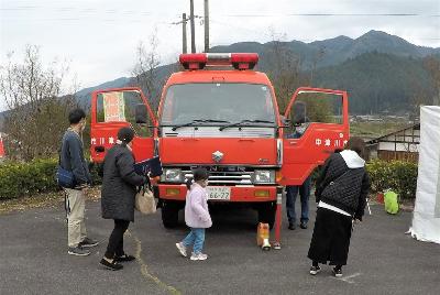 指揮本部の設置のようす