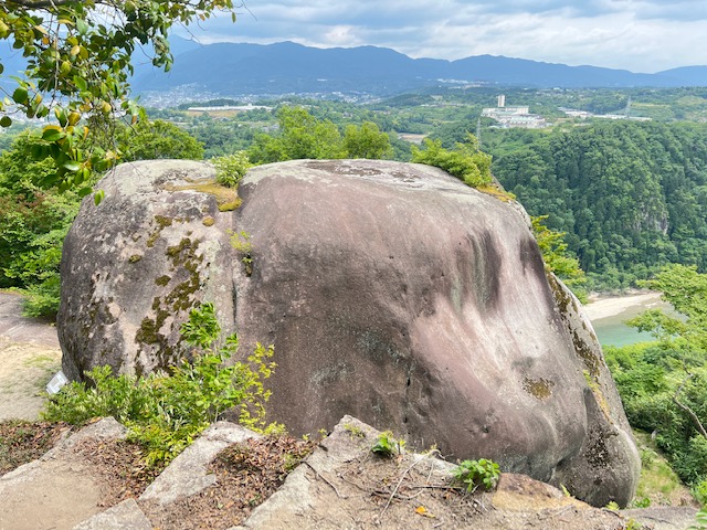 馬洗岩