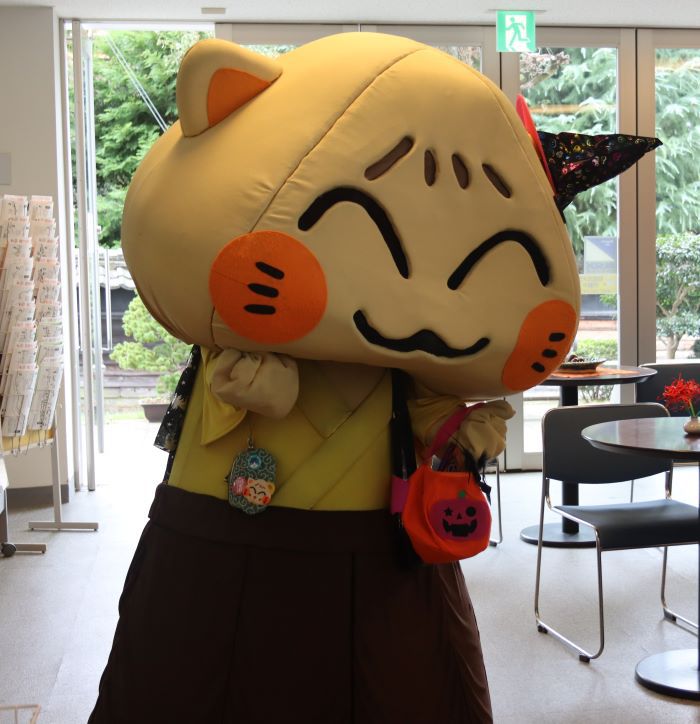 にゃかつがわ君