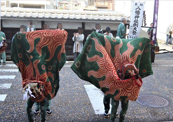 獅子舞の様子