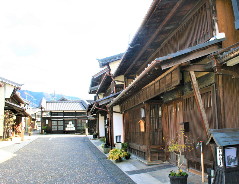 中津川宿十八屋山十界隈