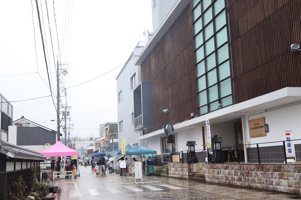令和3年4月六斎市の様子