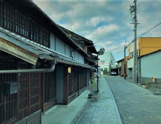 中津川宿松霞堂 十一屋から