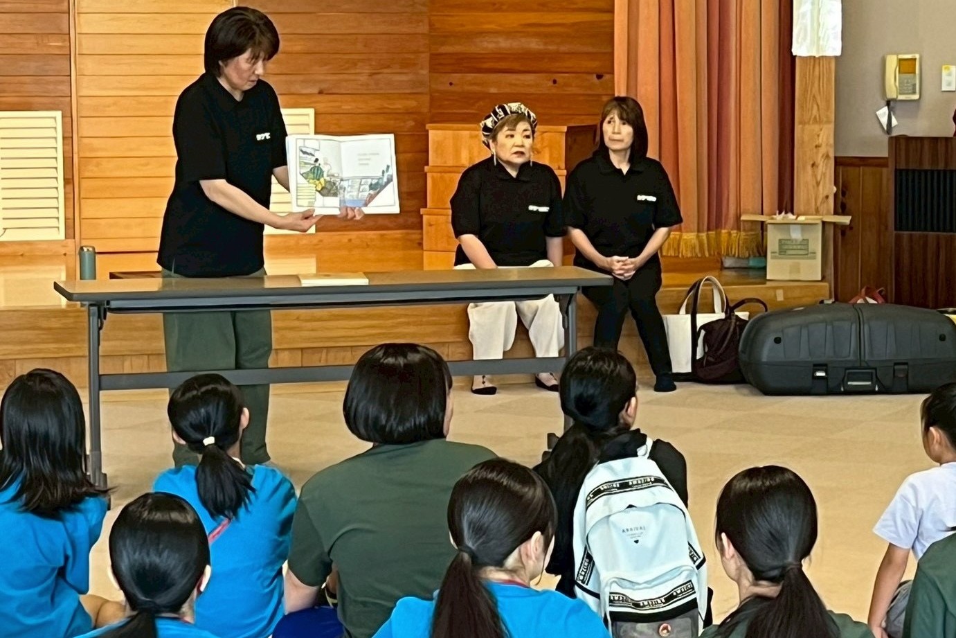 読み聞かせの様子