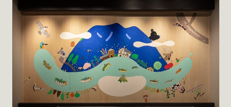 ひと・まちテラスに飾ってある絵本作家村上康成さんの絵