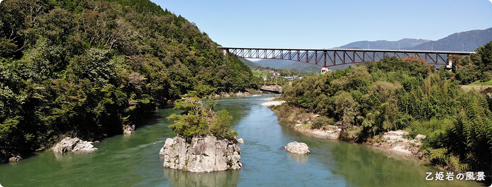 乙姫岩の風景