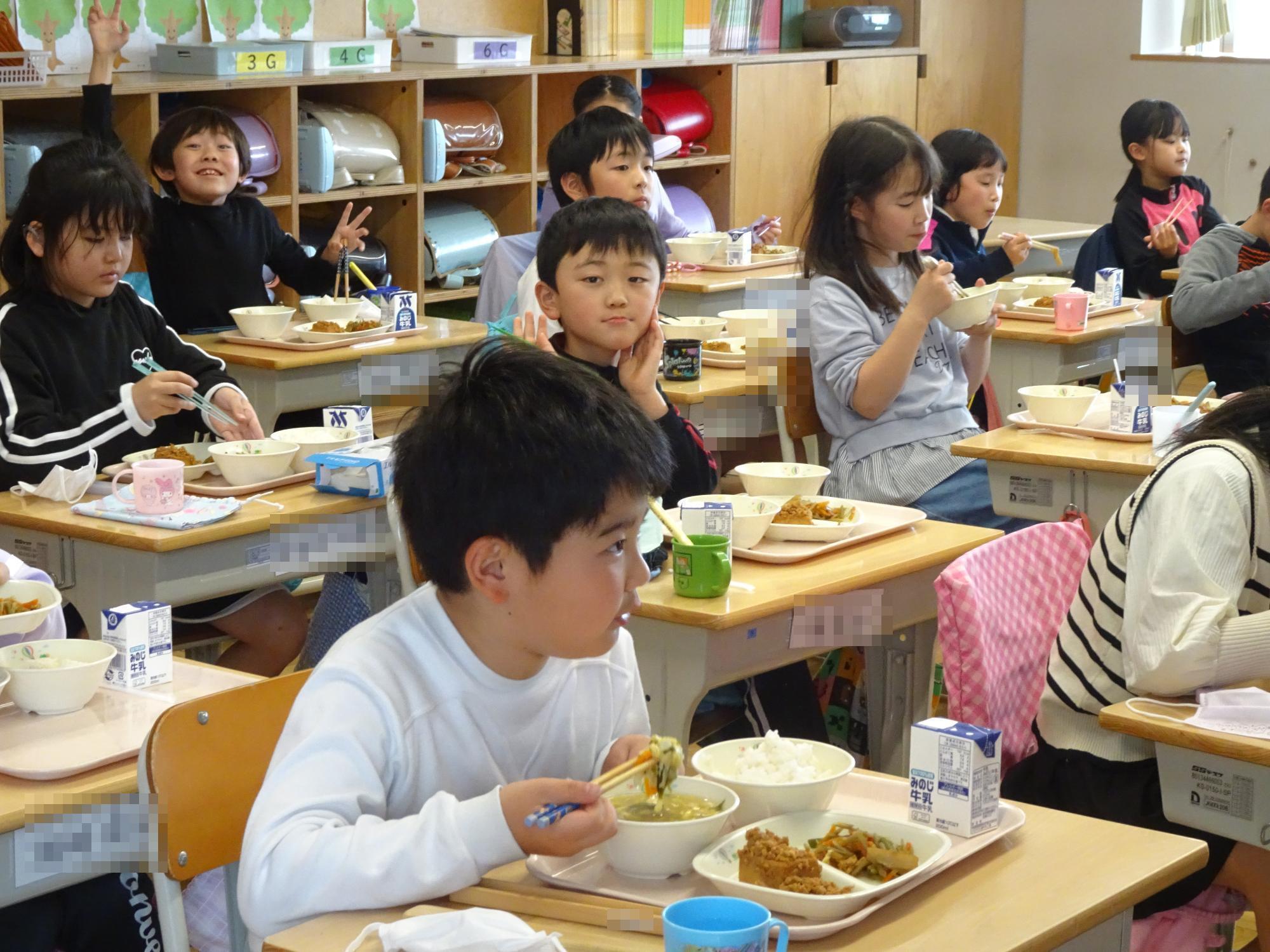 給食時間