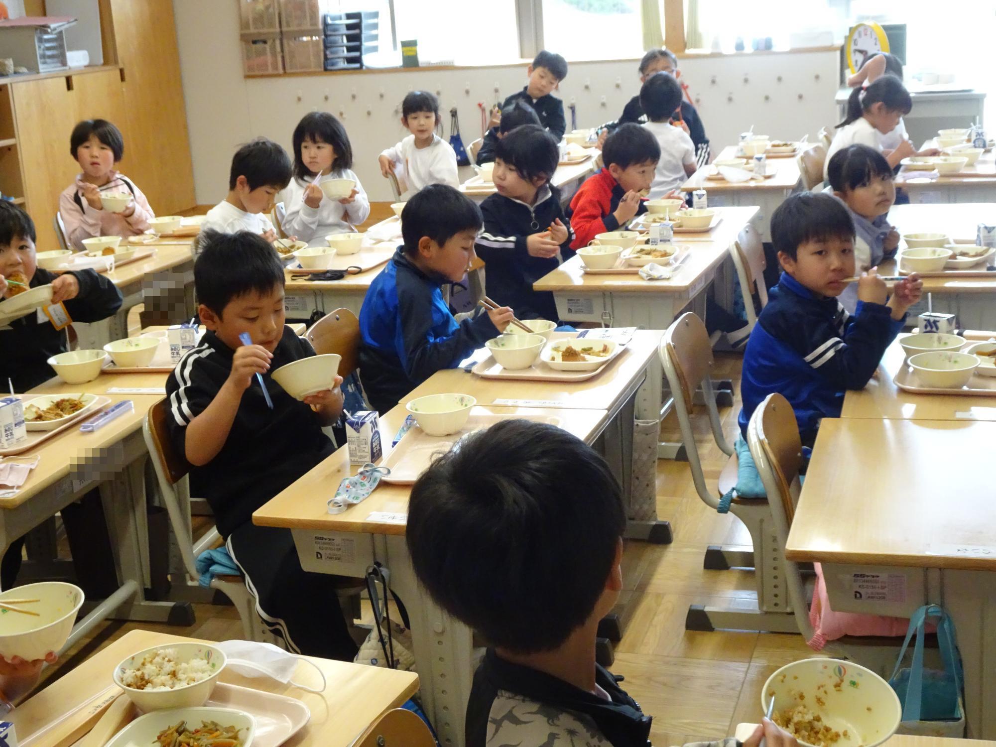 給食時間