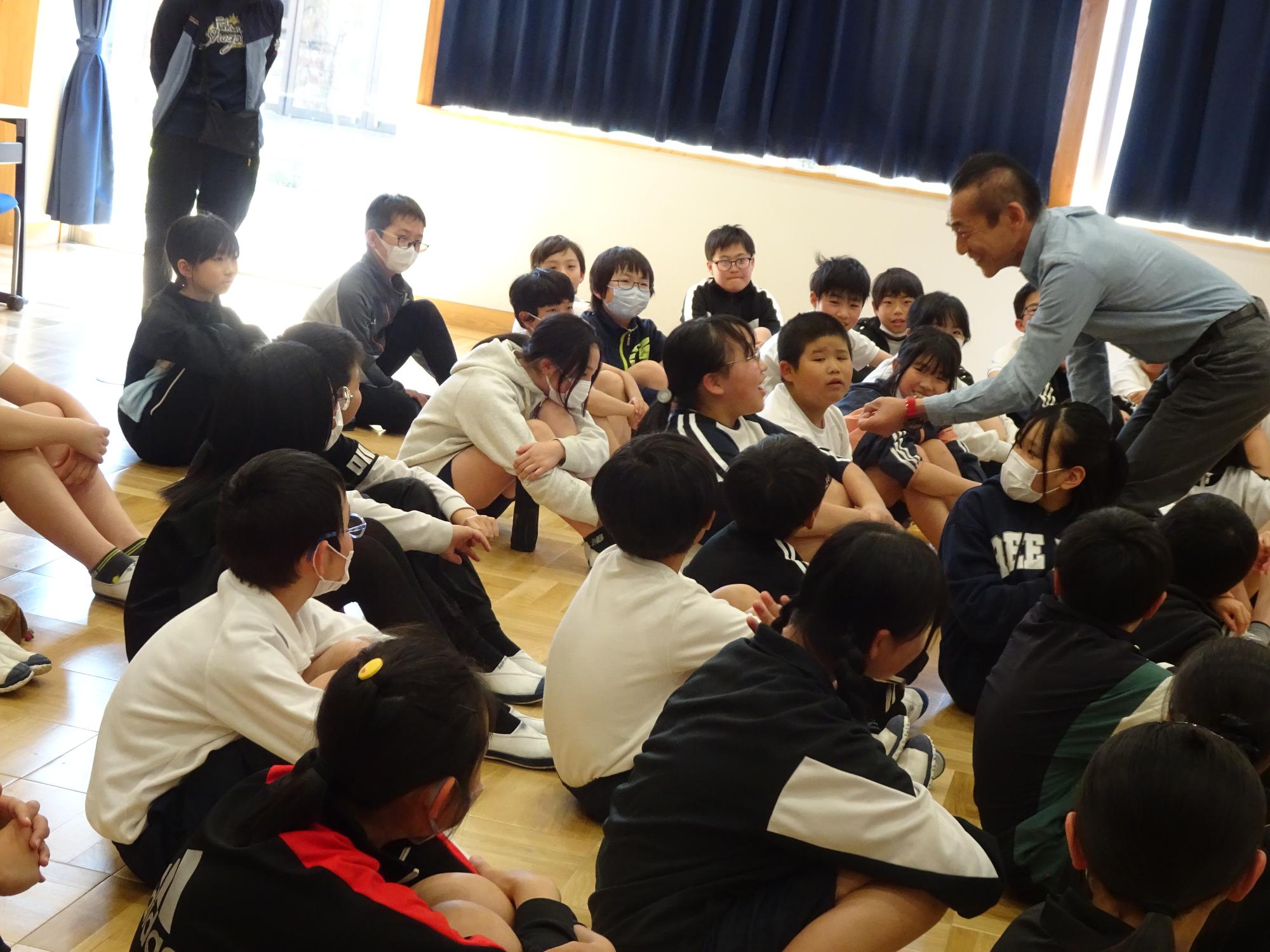 外部講師による歴史の学習
