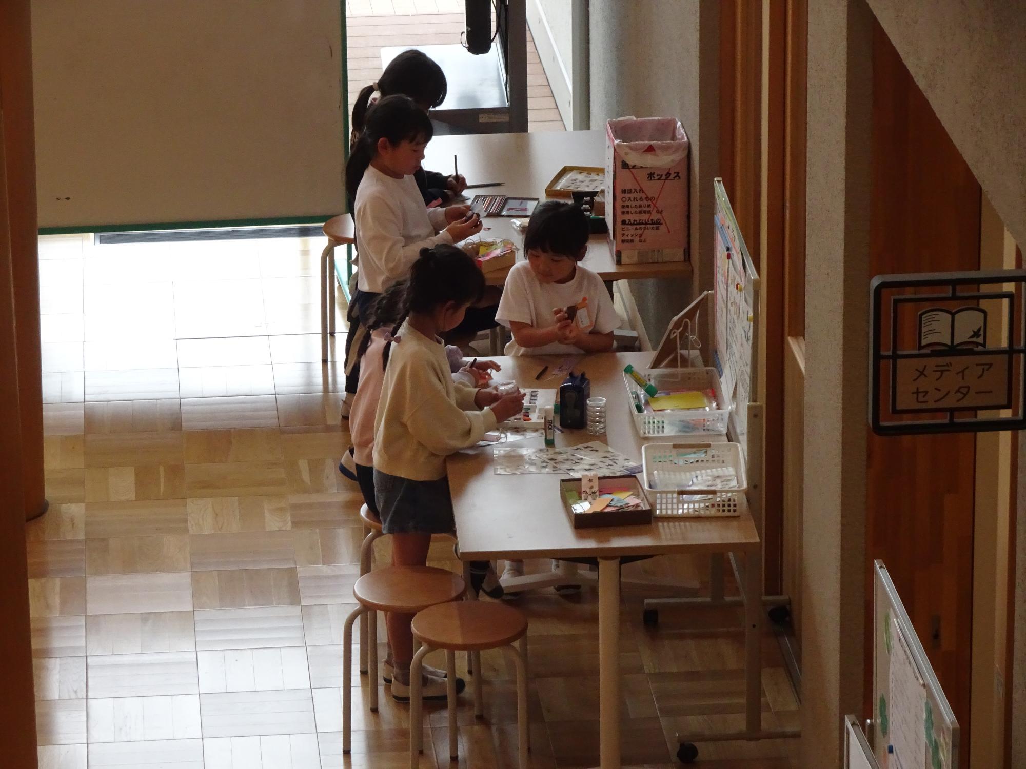 しおりづくり