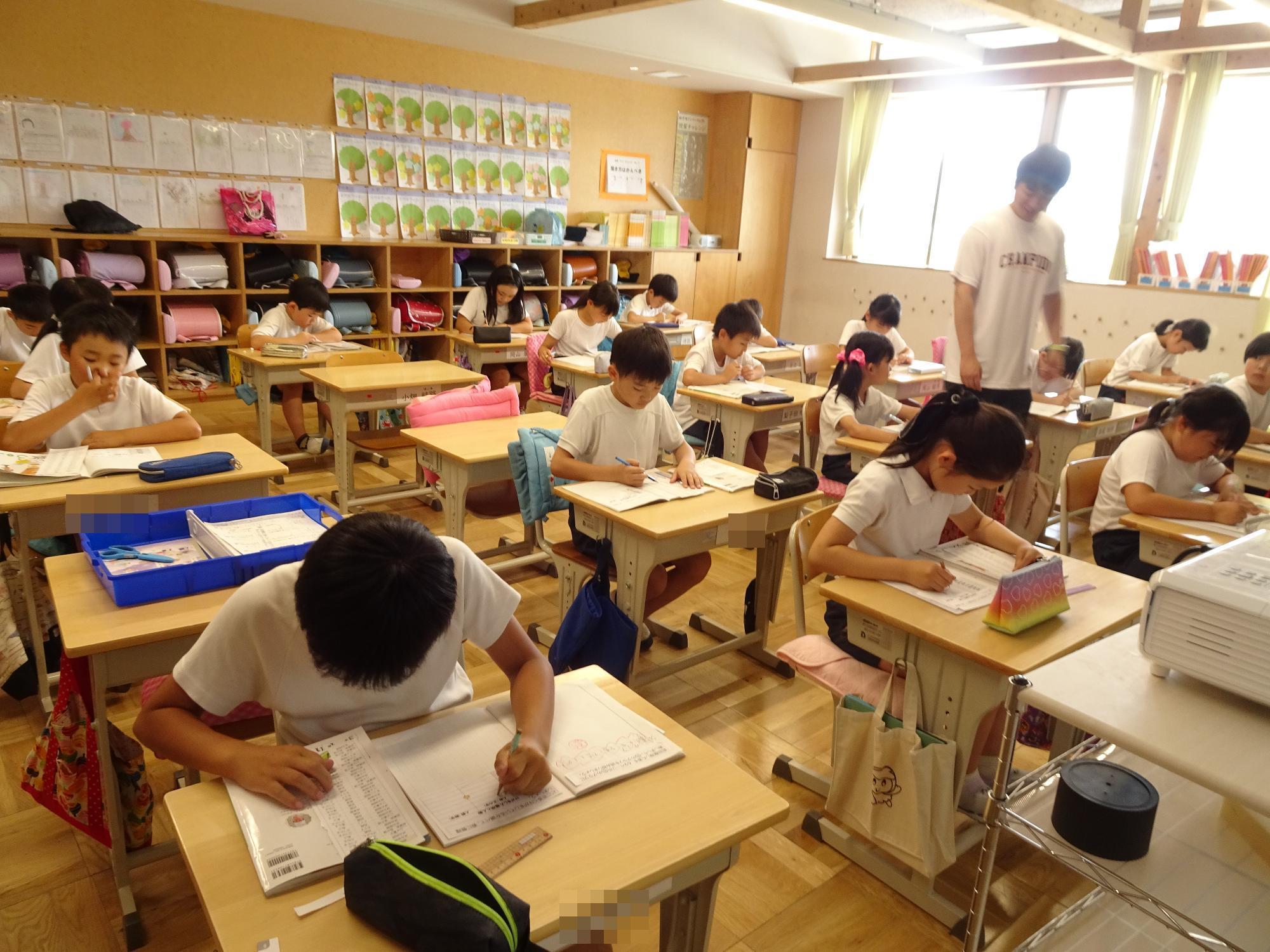 授業中の子ども