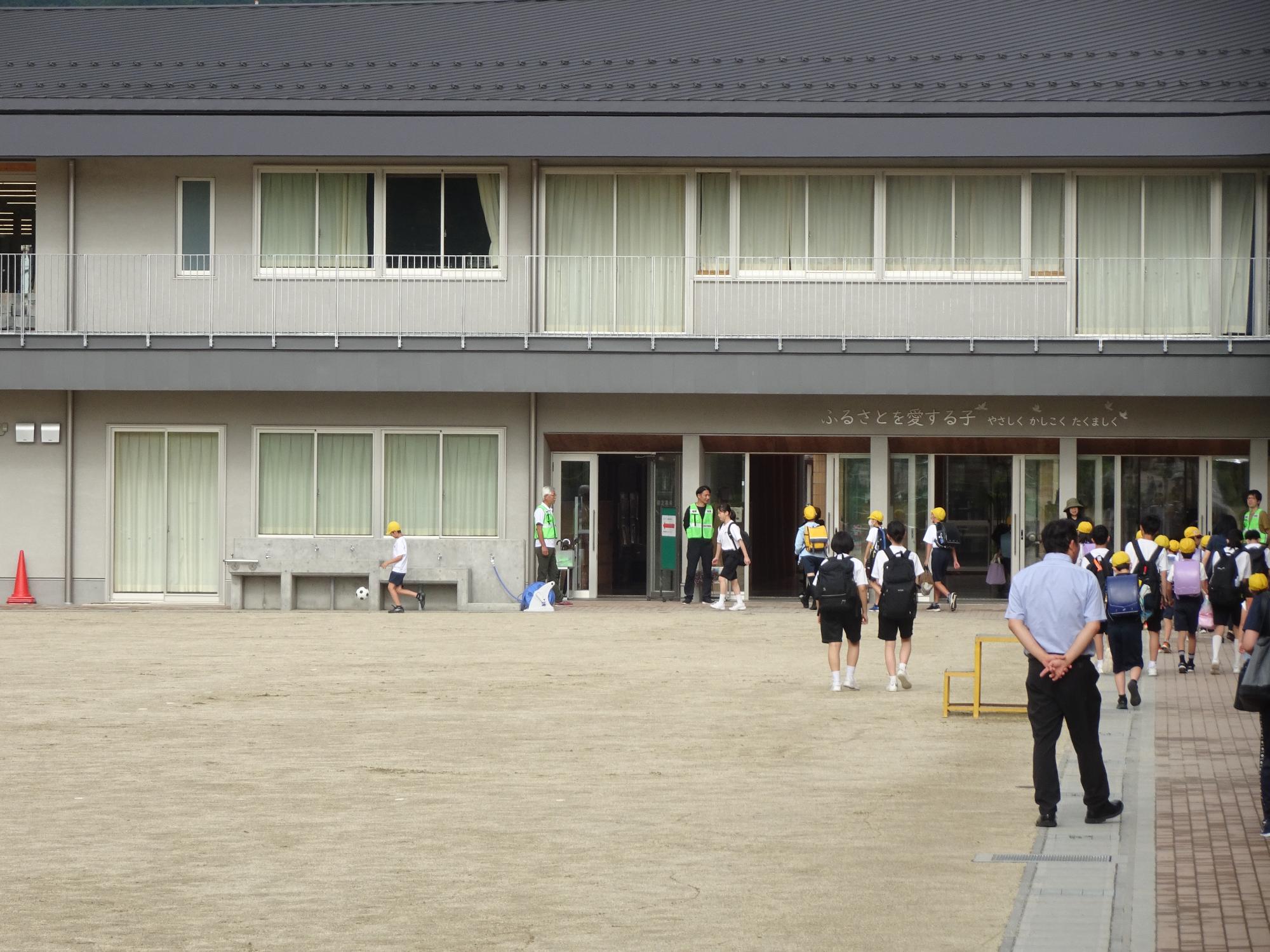 挨拶運動