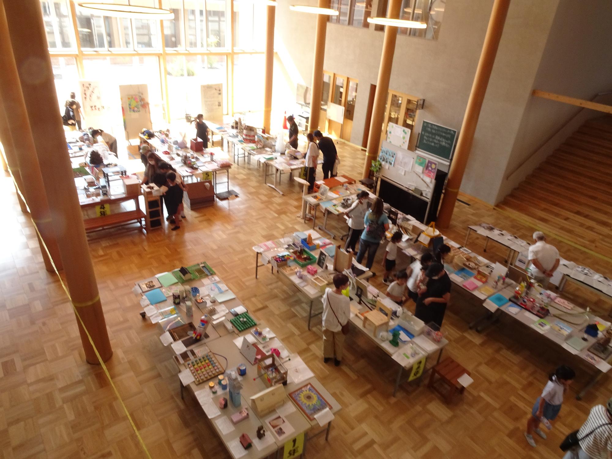 夏の作品展雄様子