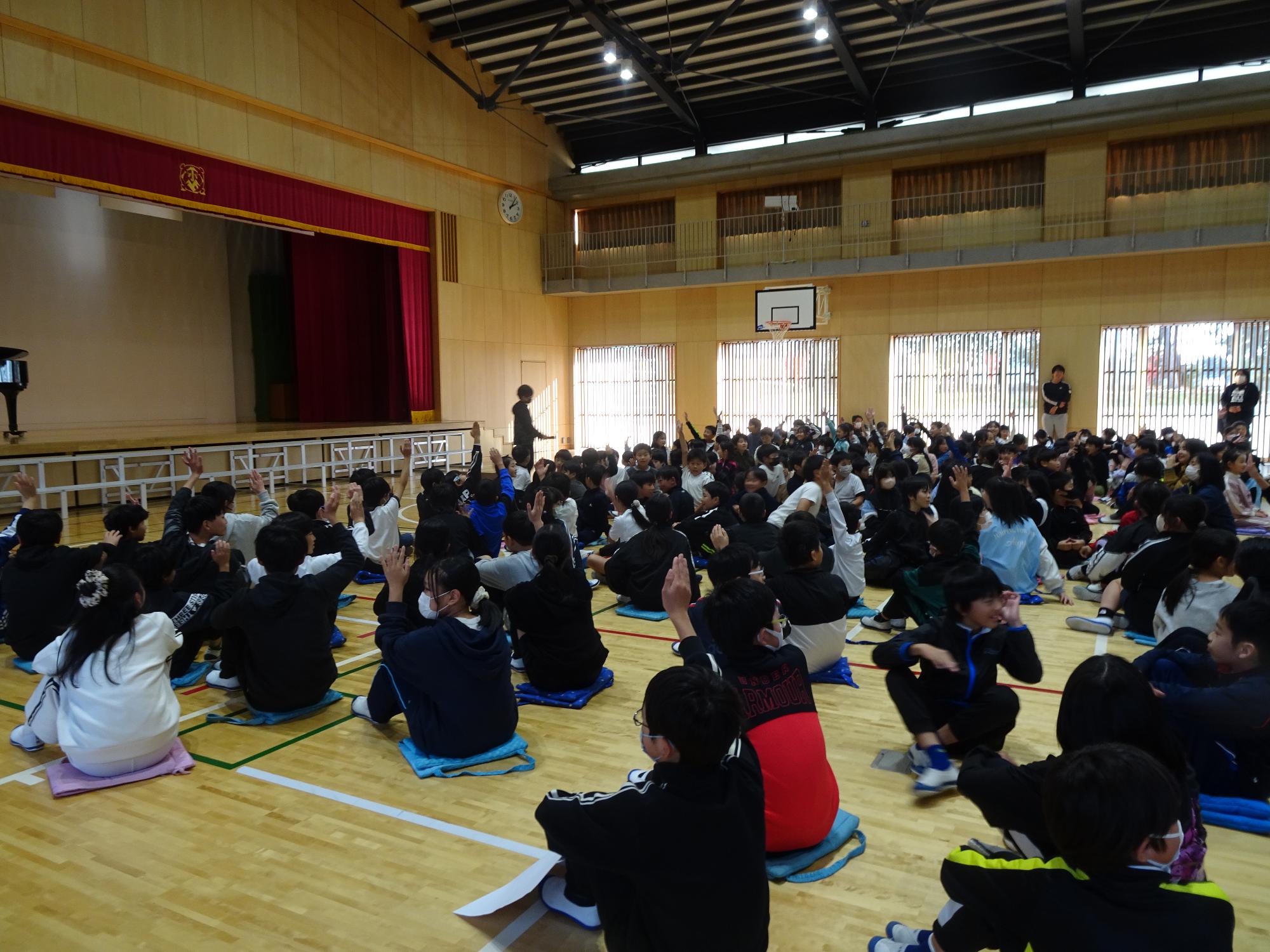 感想流する子どもたち