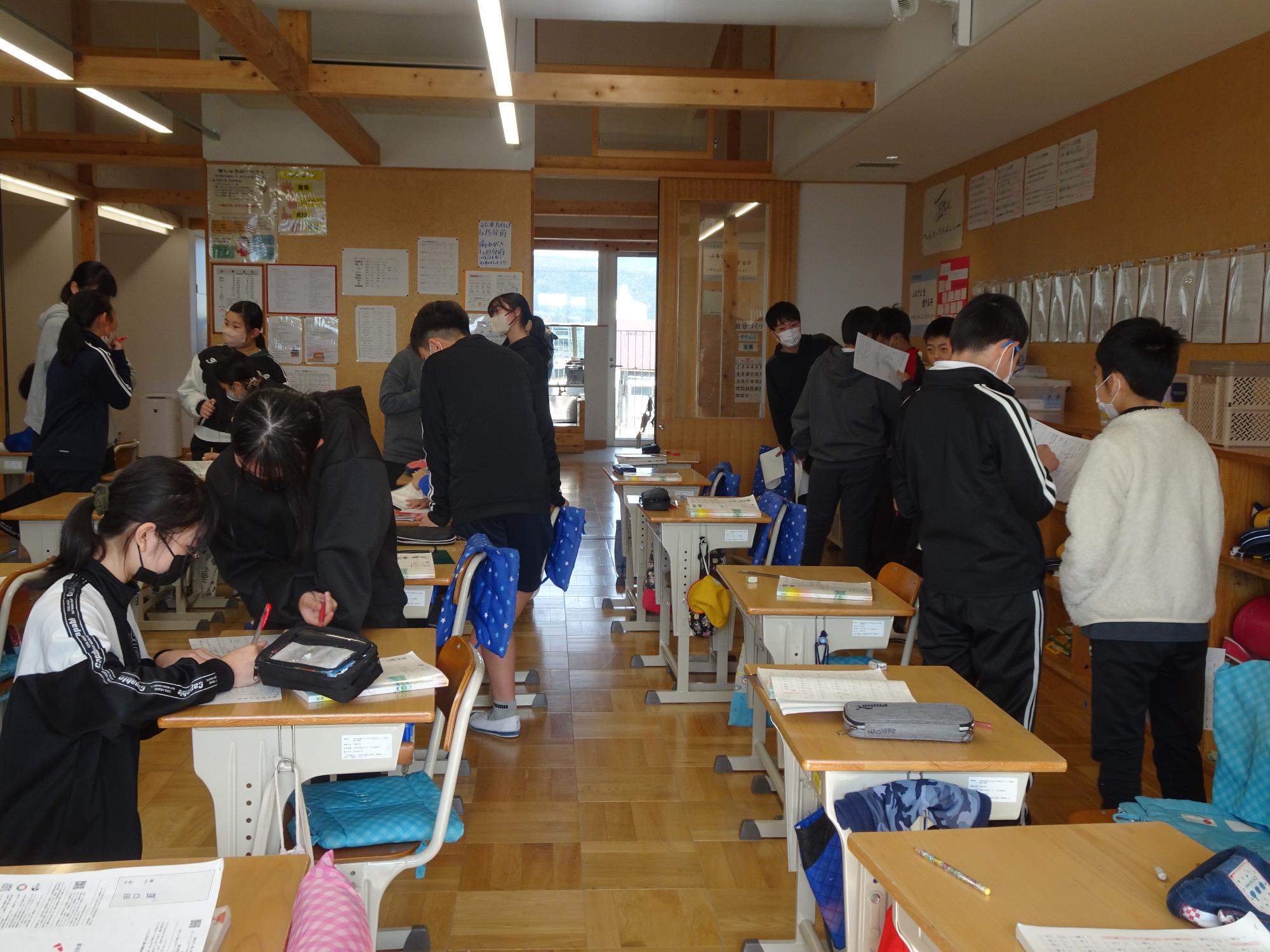 授業で交流活動