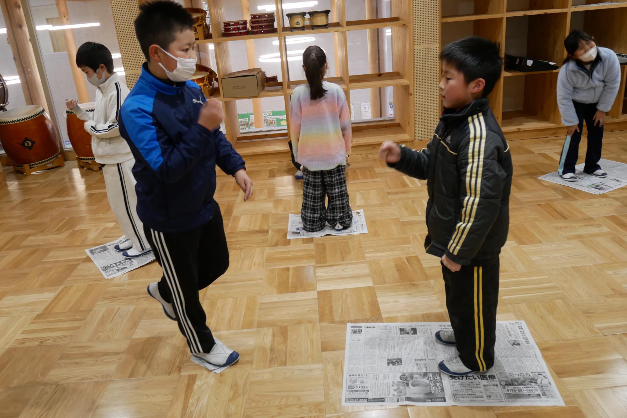 新聞ジャンケン