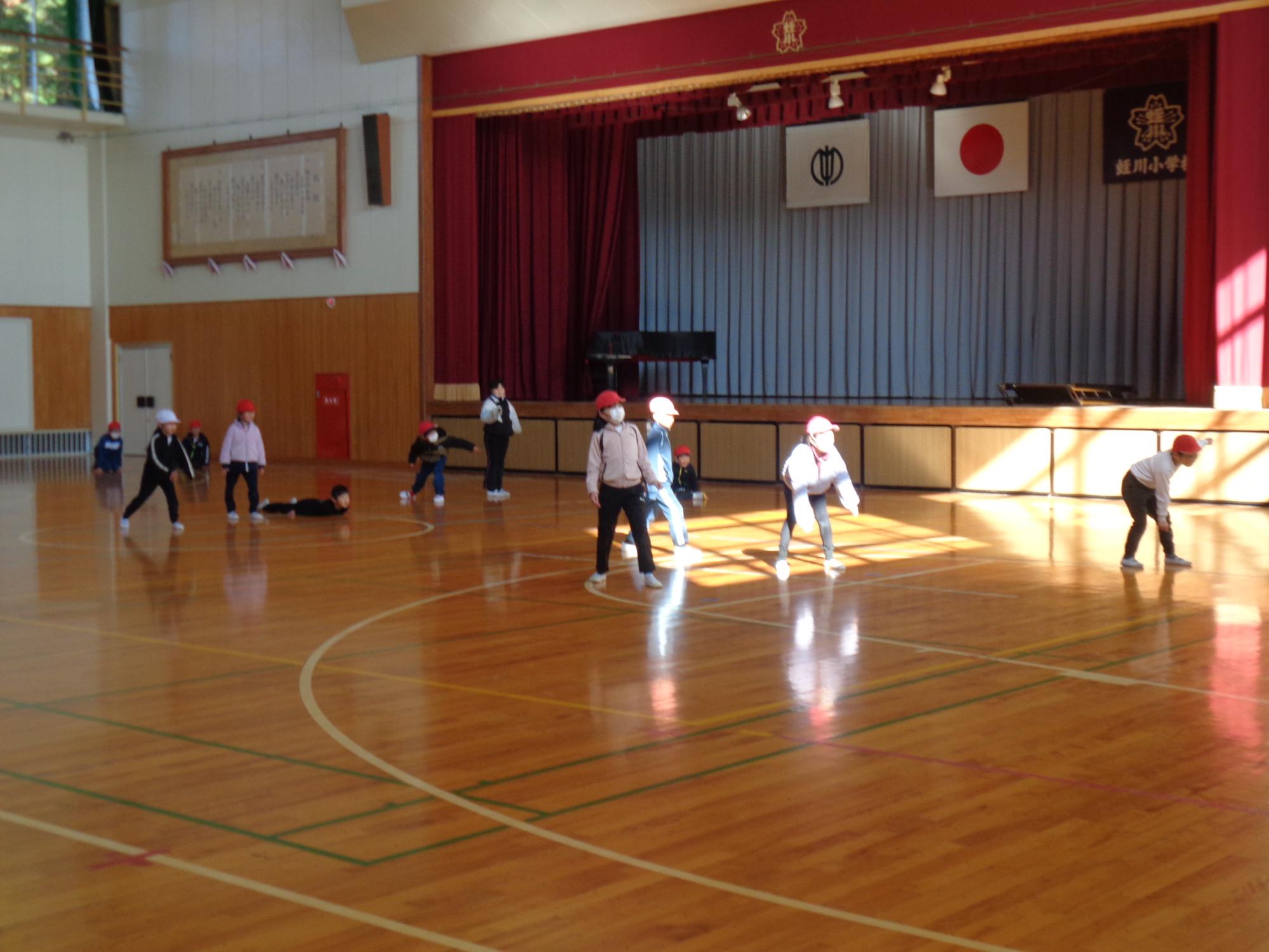 だるまさんがころんだ