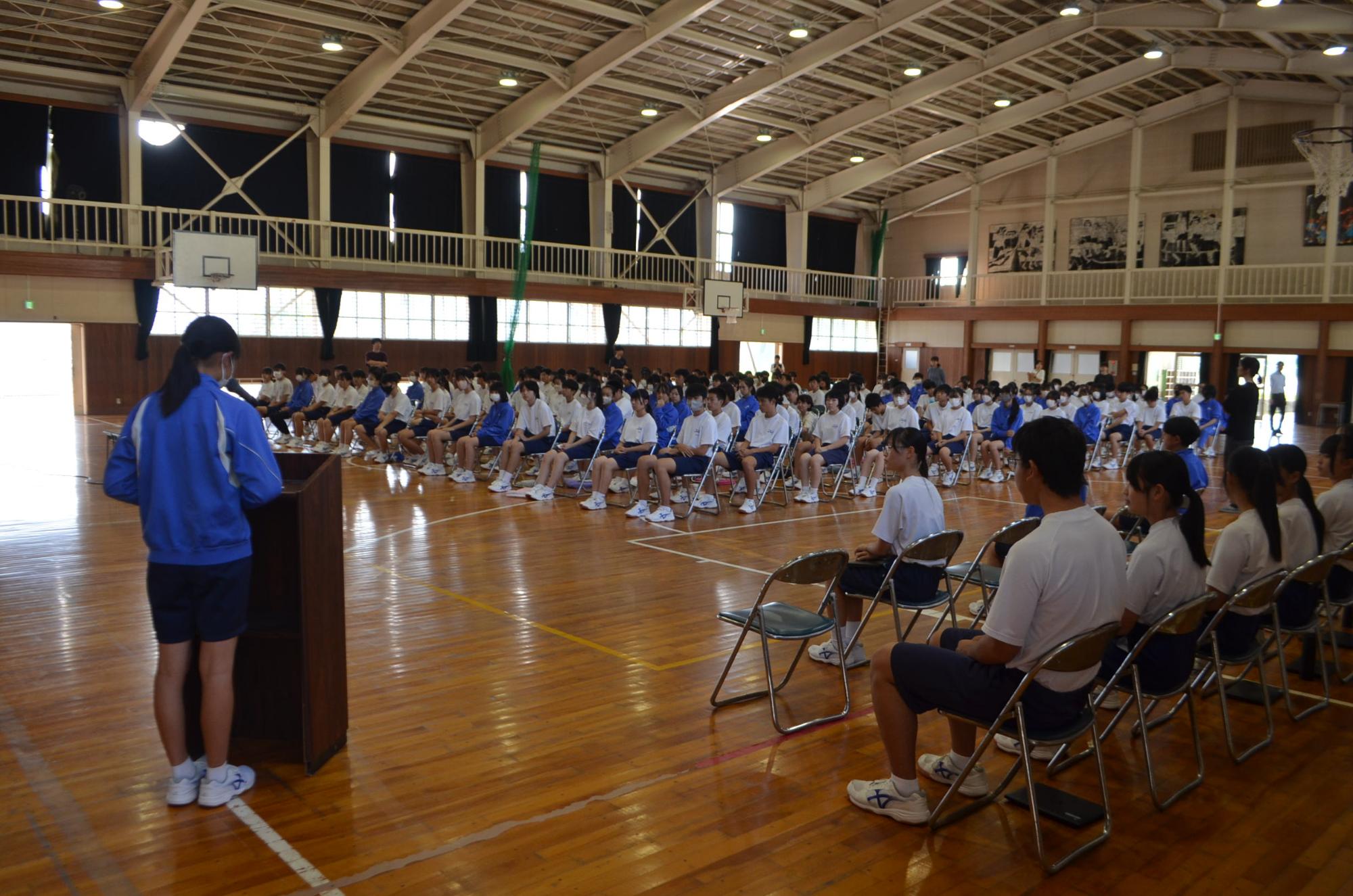 生徒総会の様子