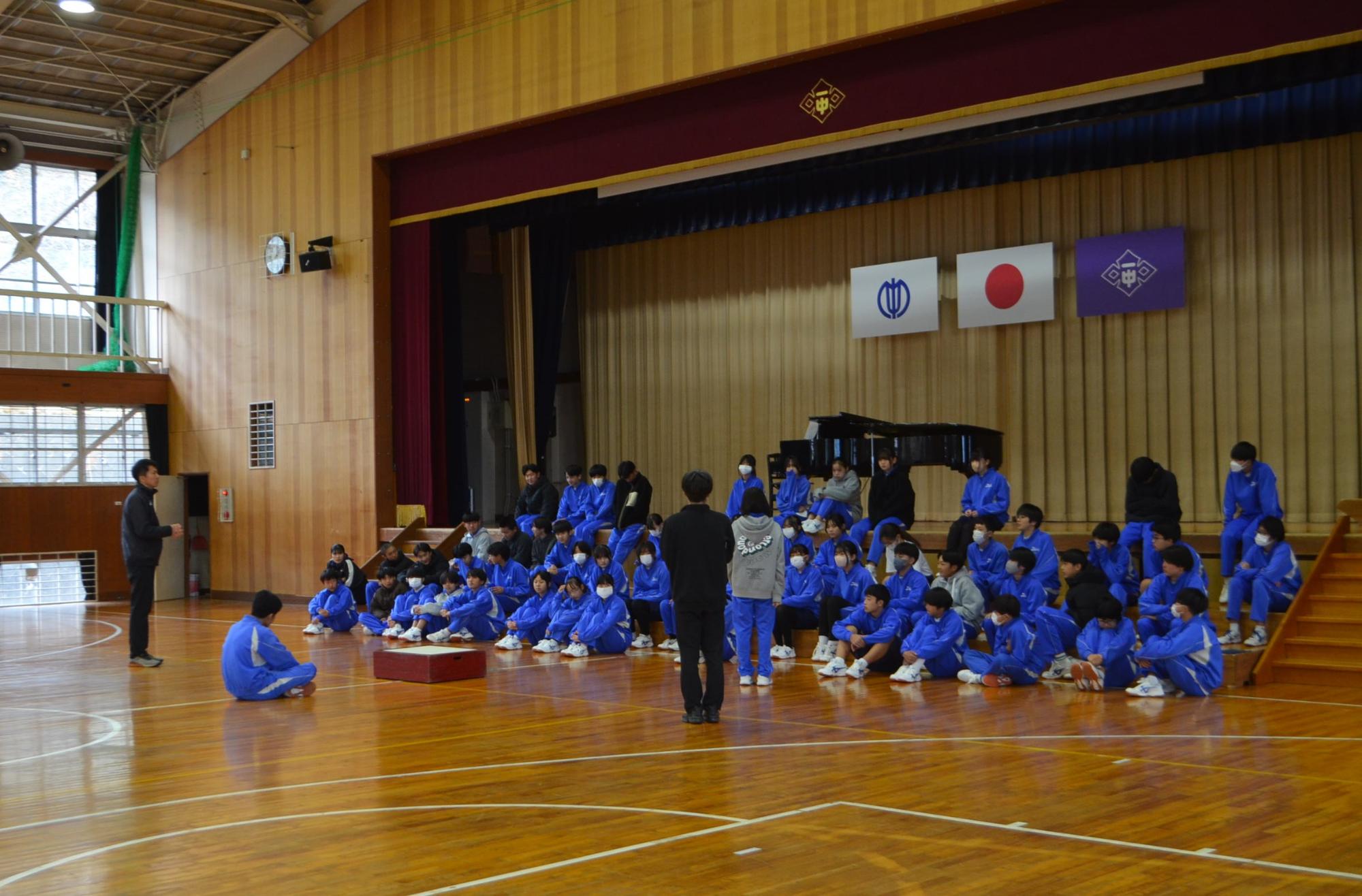 意見交流する生徒の様子