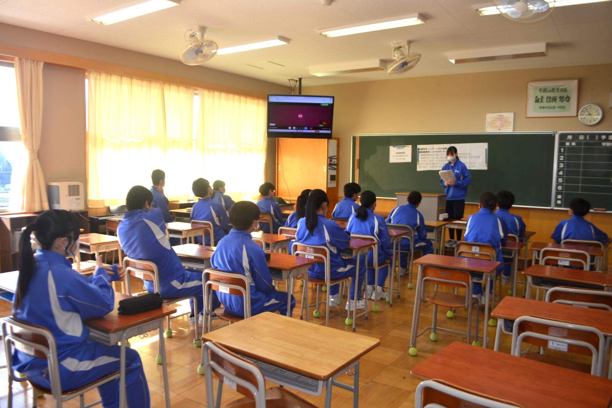 生徒の代表が思いを伝える様子