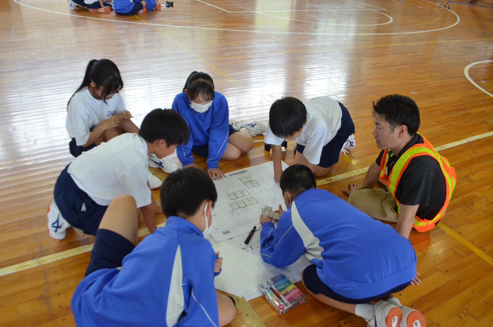 地域の方も一緒に活動している様子