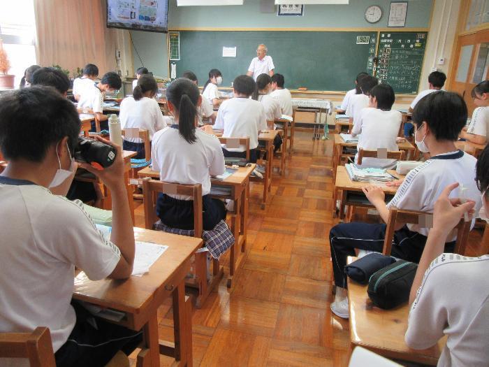 教室での授業の様子