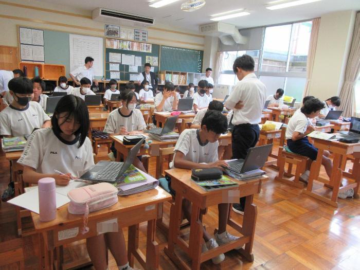社会科の授業の様子