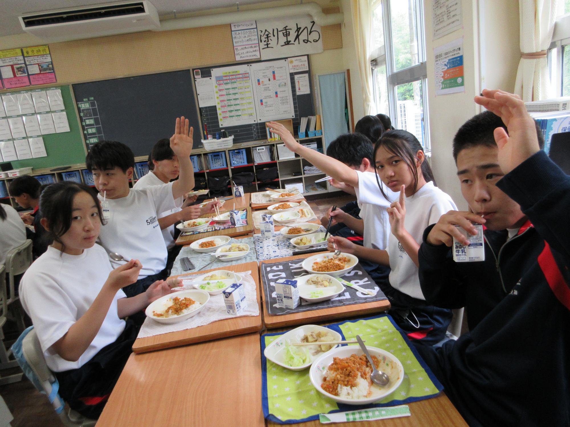 春夏も好き♪②＊給食カゴ10個セット 今日の給食は絶品タコライス／中津川市