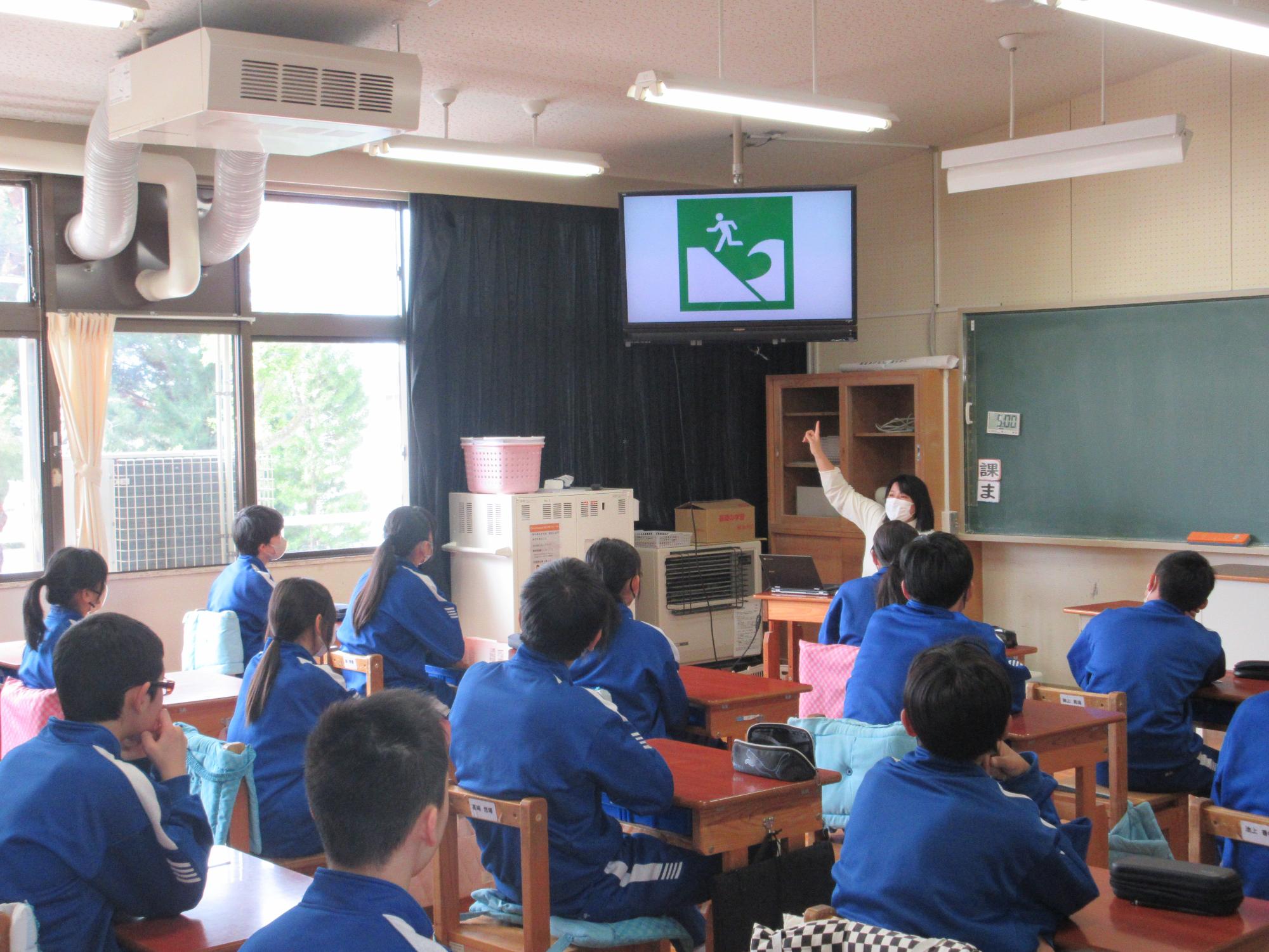 津波についての学習の様子