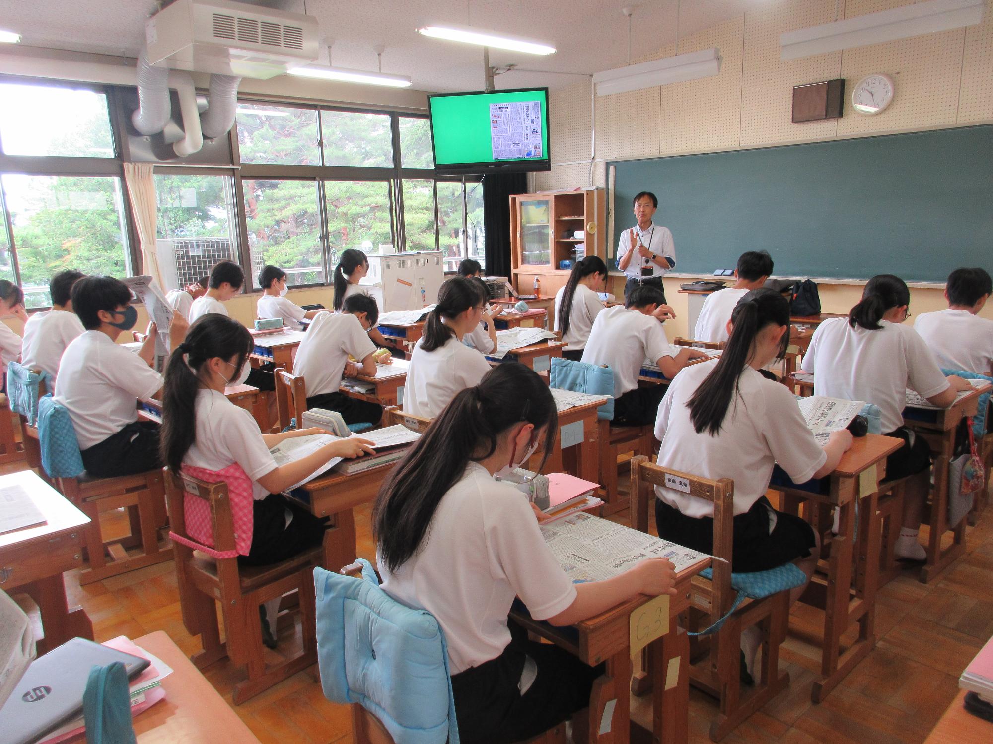 見出しについて学習している様子