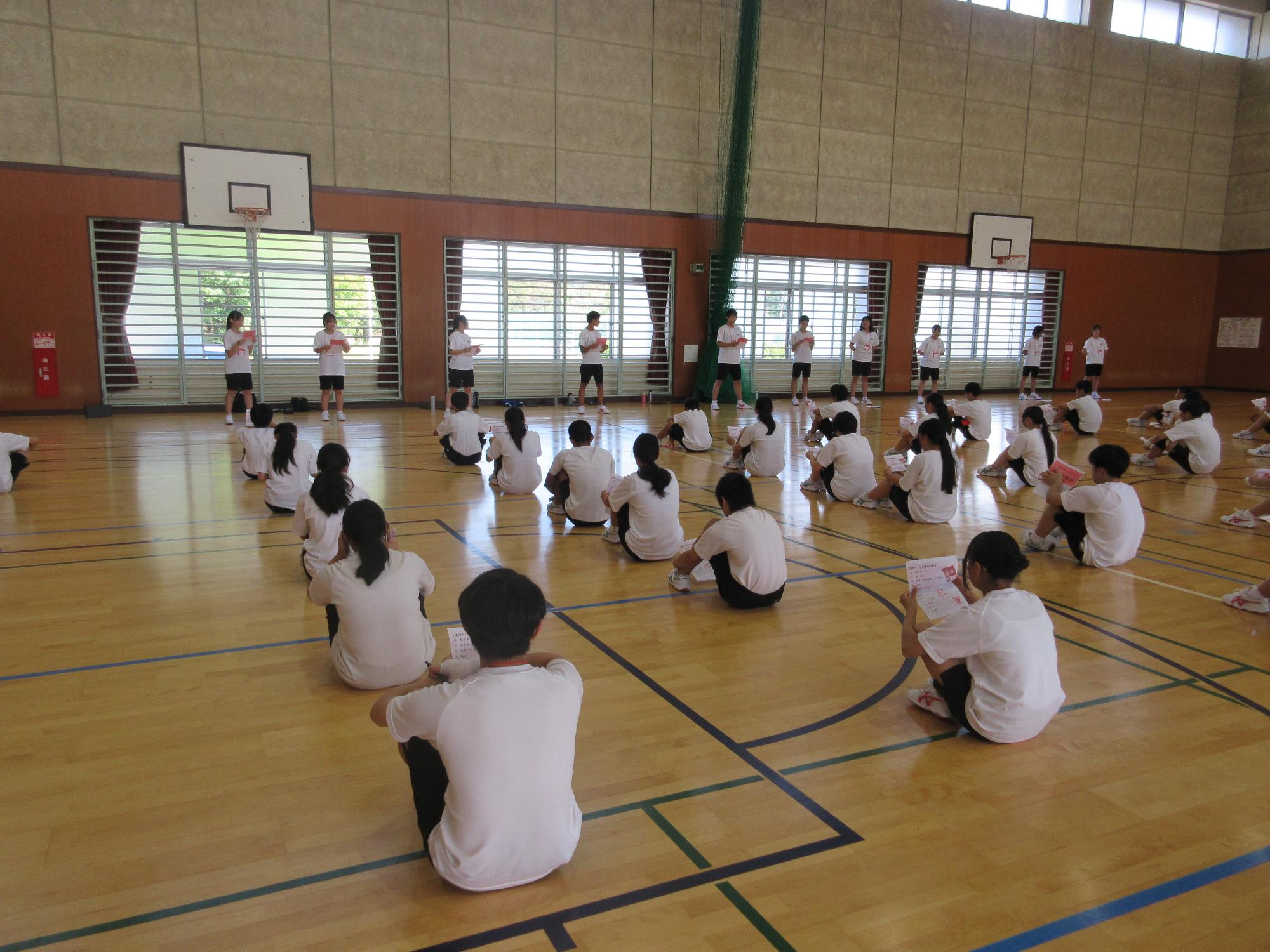 紅軍結団式の様子