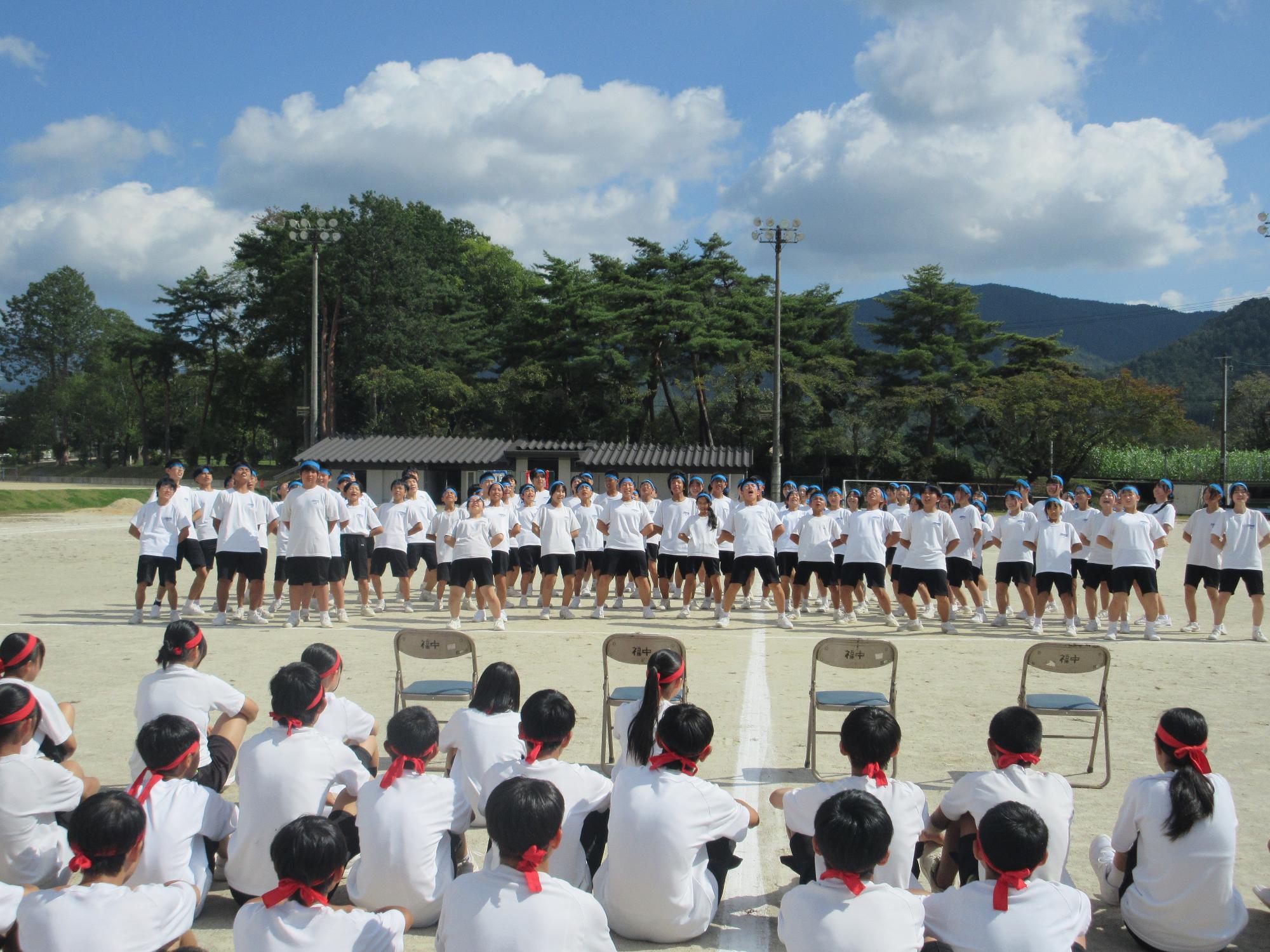 青軍応援の様子