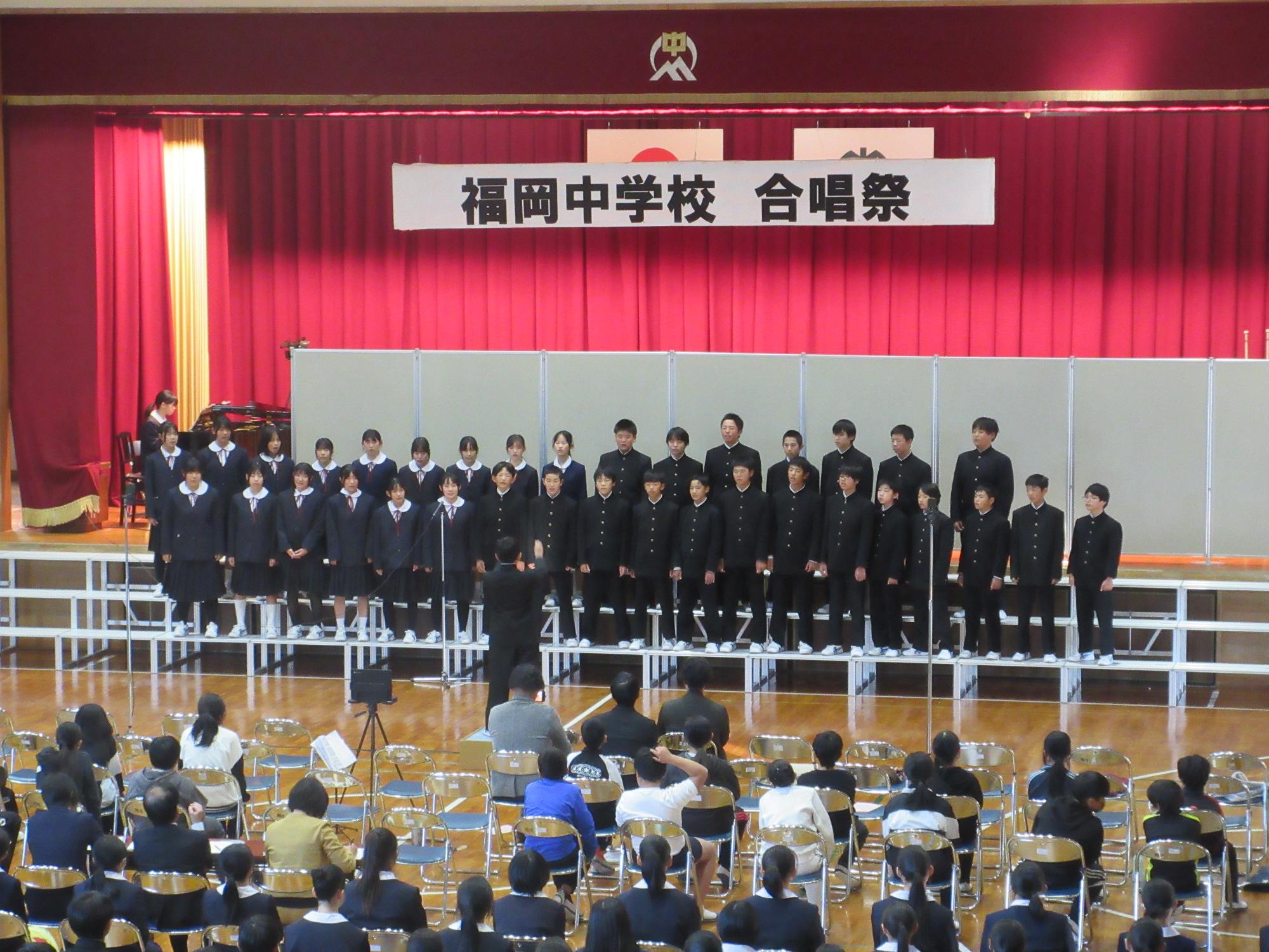 1年学年合唱の様子