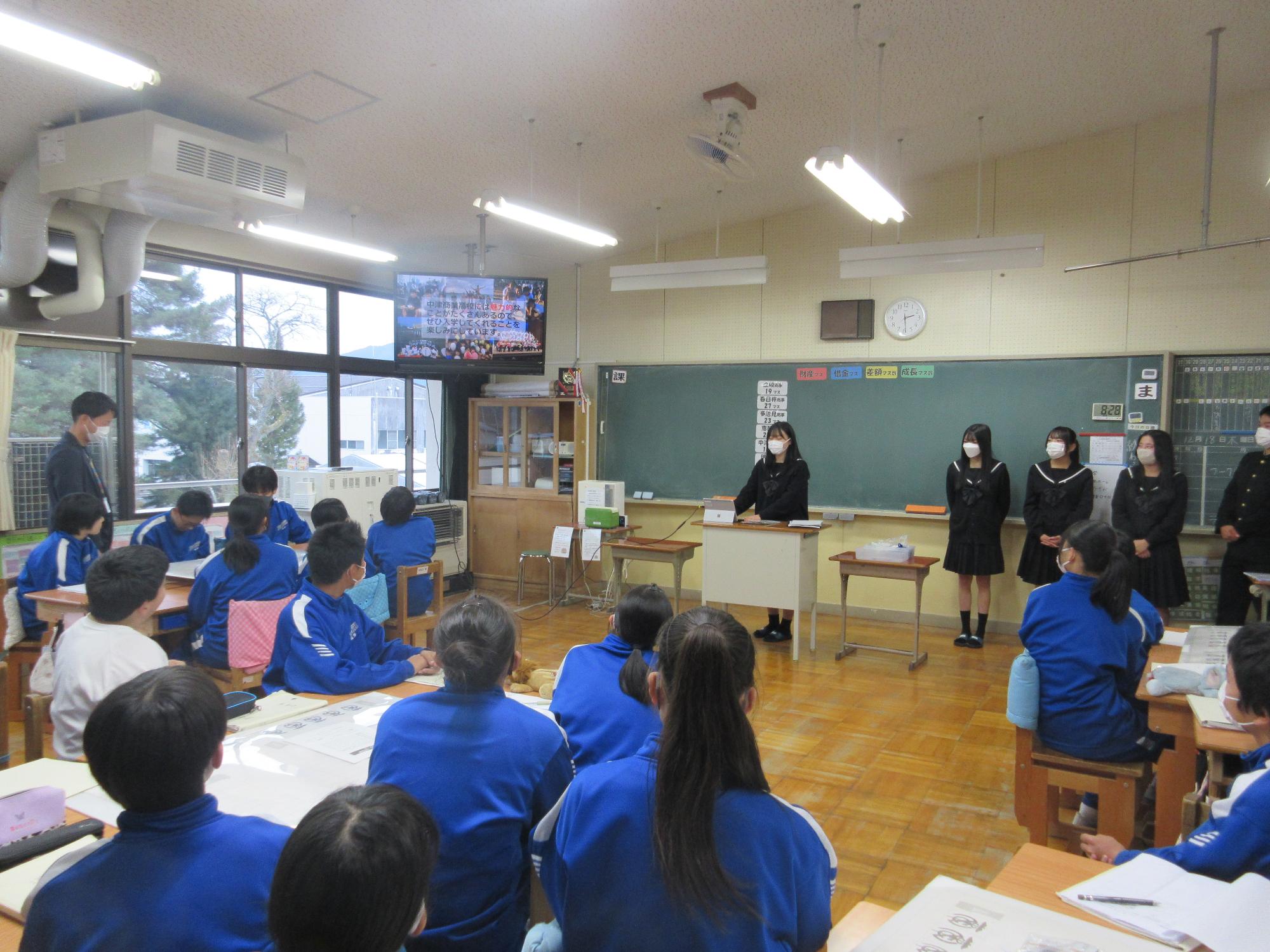 B組学校説明の様子