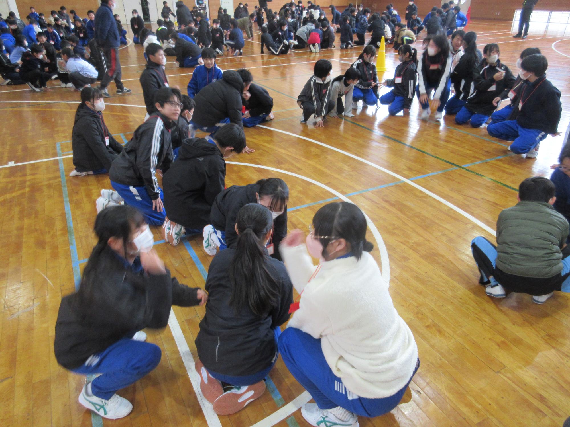 進化ジャンケンの様子