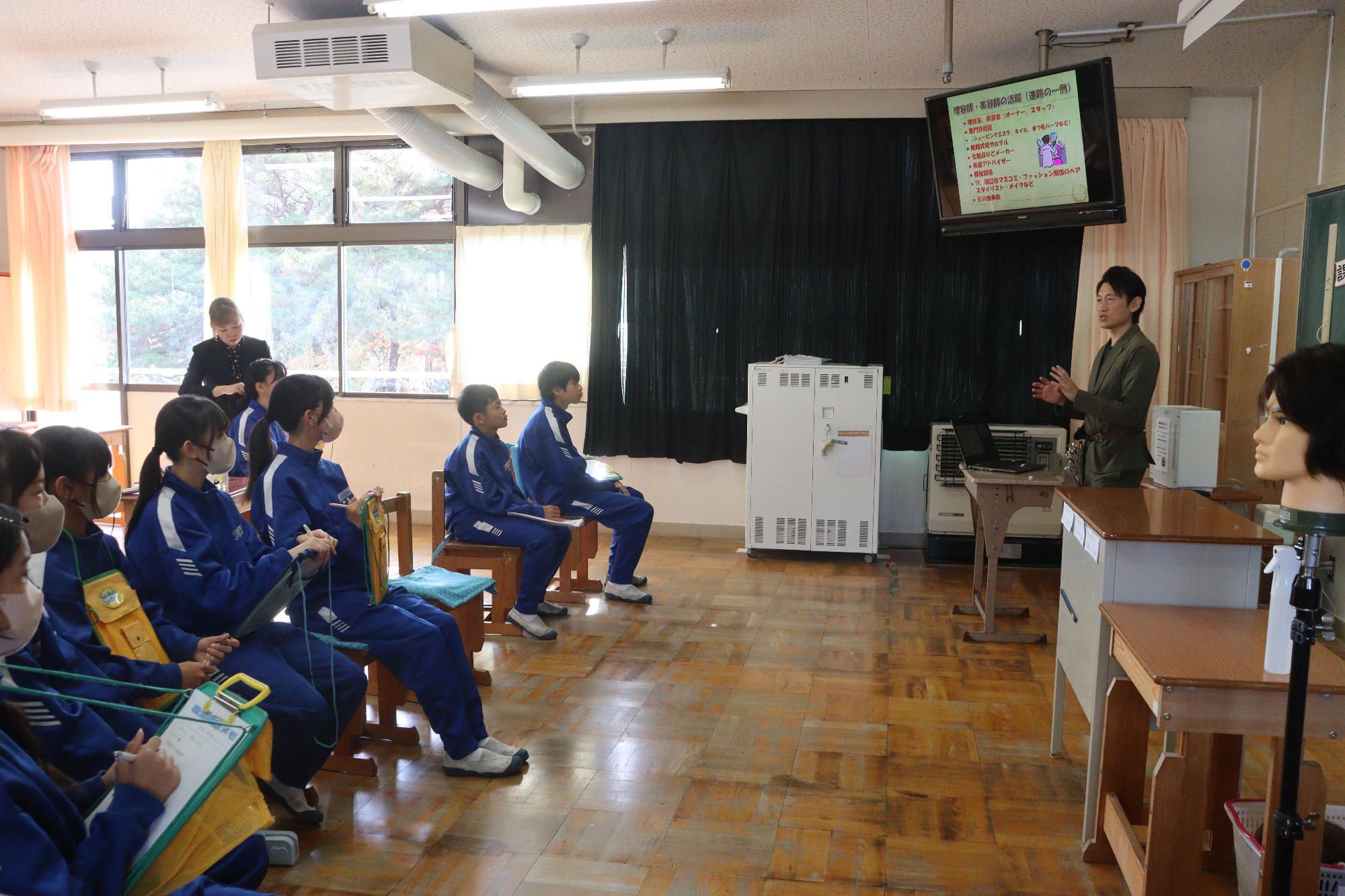 デュークス講話の様子