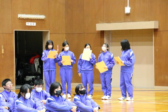 対面式を企画し運営する生徒会執行部