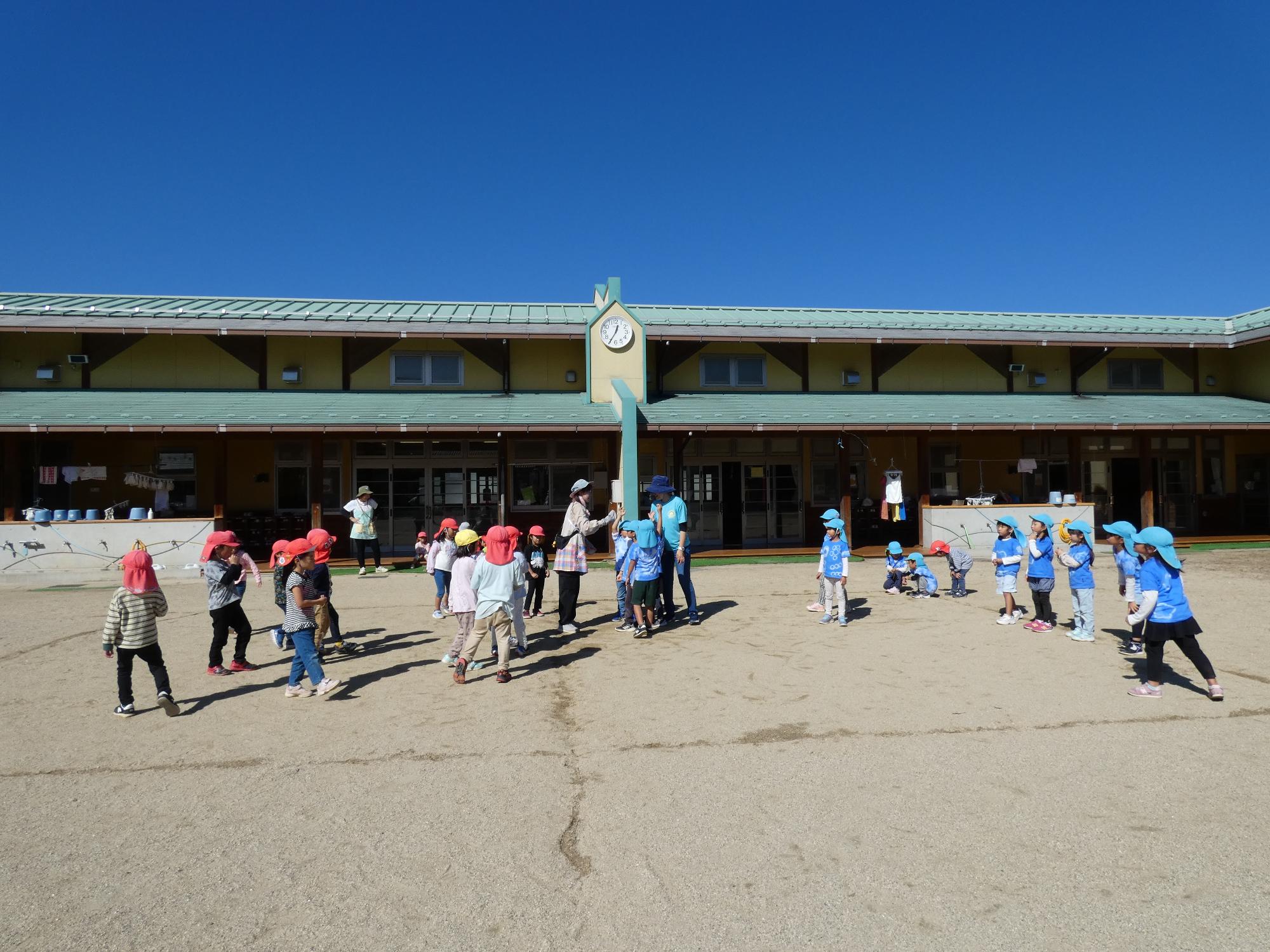 みんなでドッヂボールしたよ！