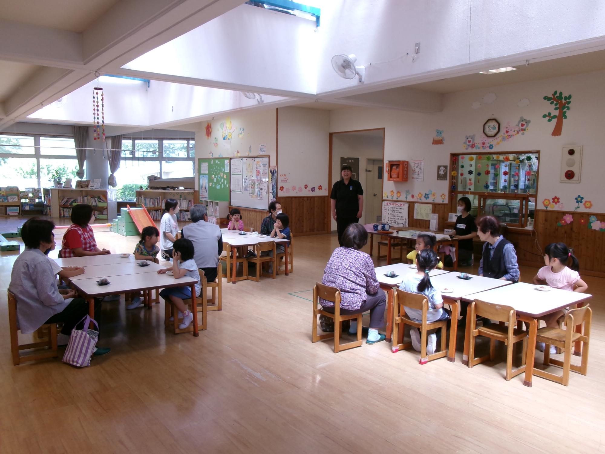 新茶会 全体
