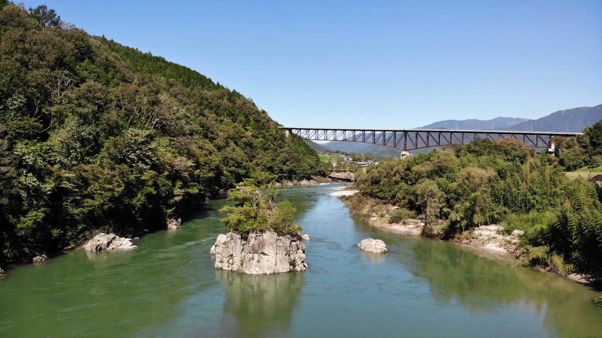 木曽川下流からの風景画像