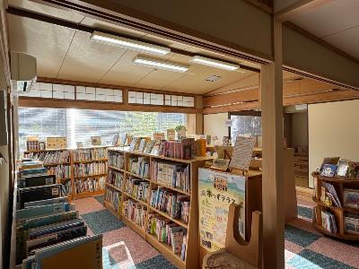 加子母公民館図書室