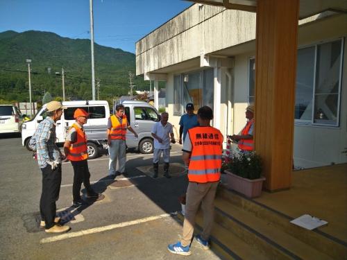 訓練終了後の反省会の様子